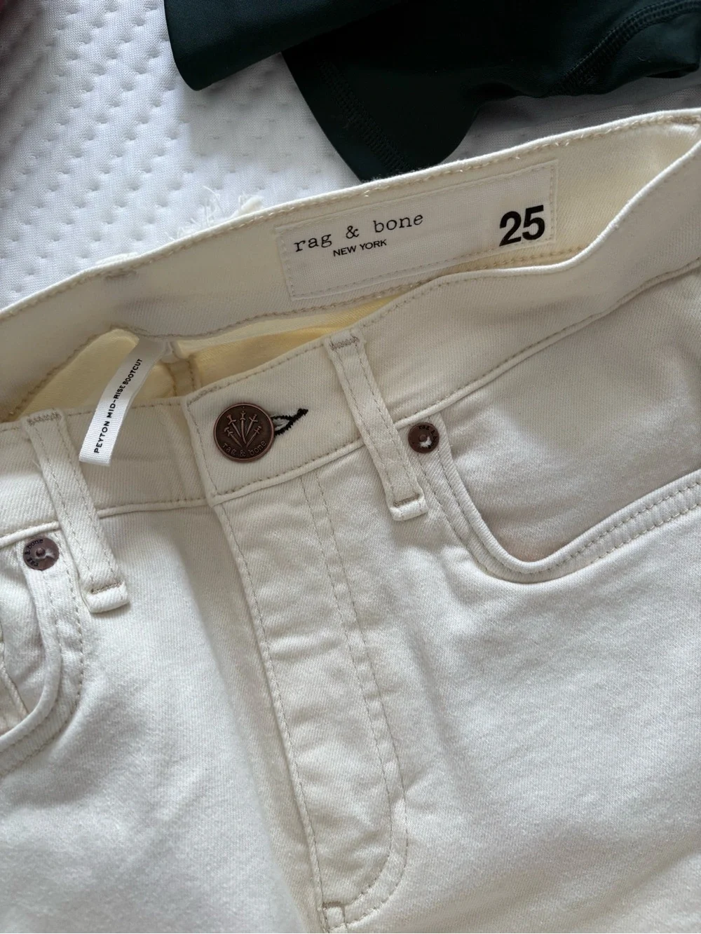 NWT Rag & Bone Peyton White Ankle Bootcut Jeans Size 25 Mid Rise